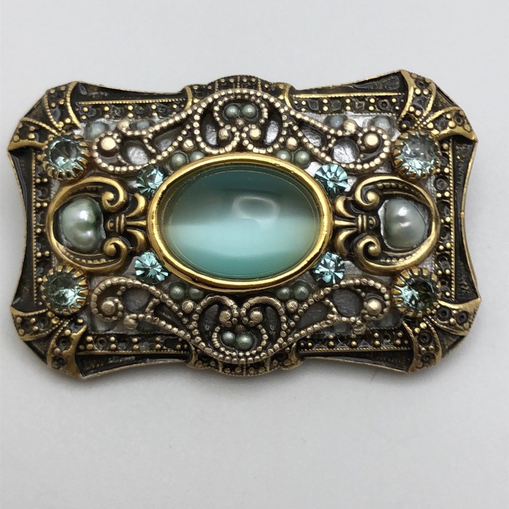 VTG Stunning Detailed Michal Golan Pendant, Brooch